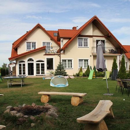 Dworek Leba I Domki Ranczo Itrich Dış mekan fotoğraf